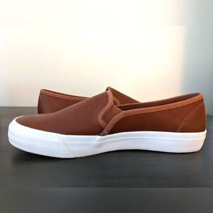 Brown Leather W10 Ked Slip On